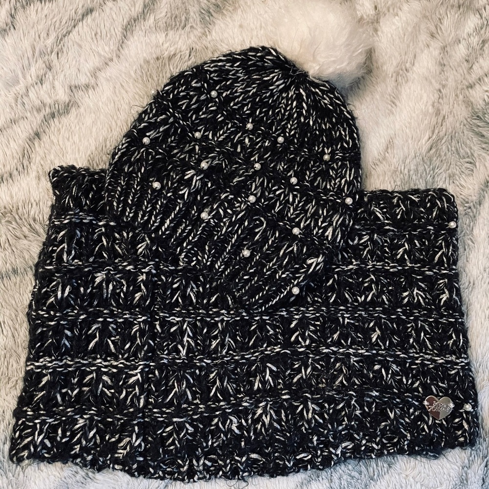 Betsey Johnson Winter Set